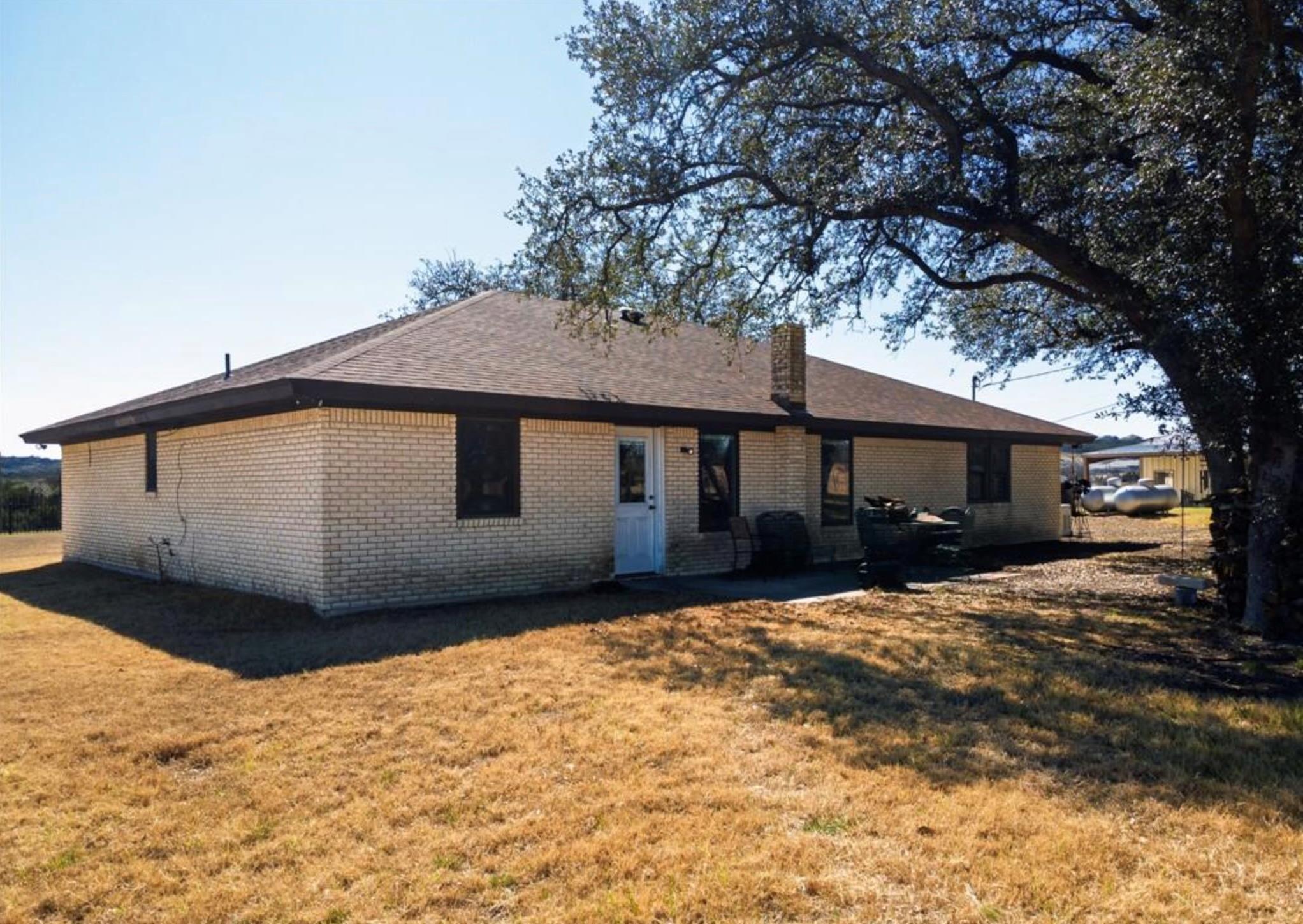 1624 W Business 190