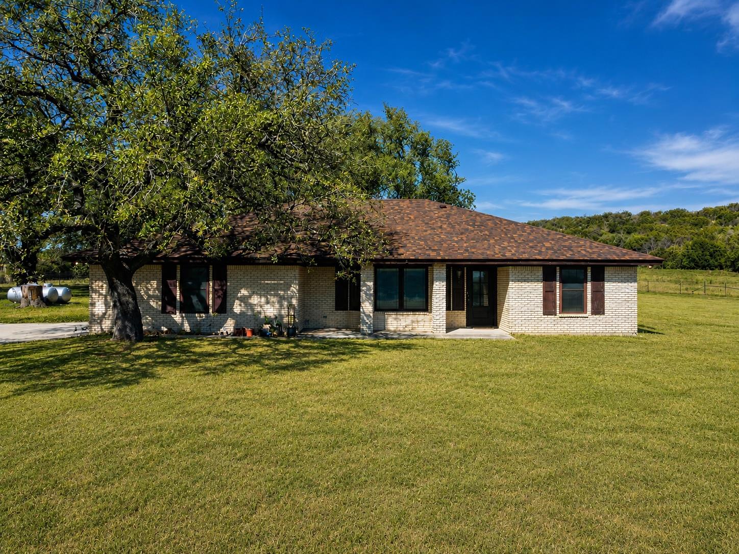 1624 W Business 190