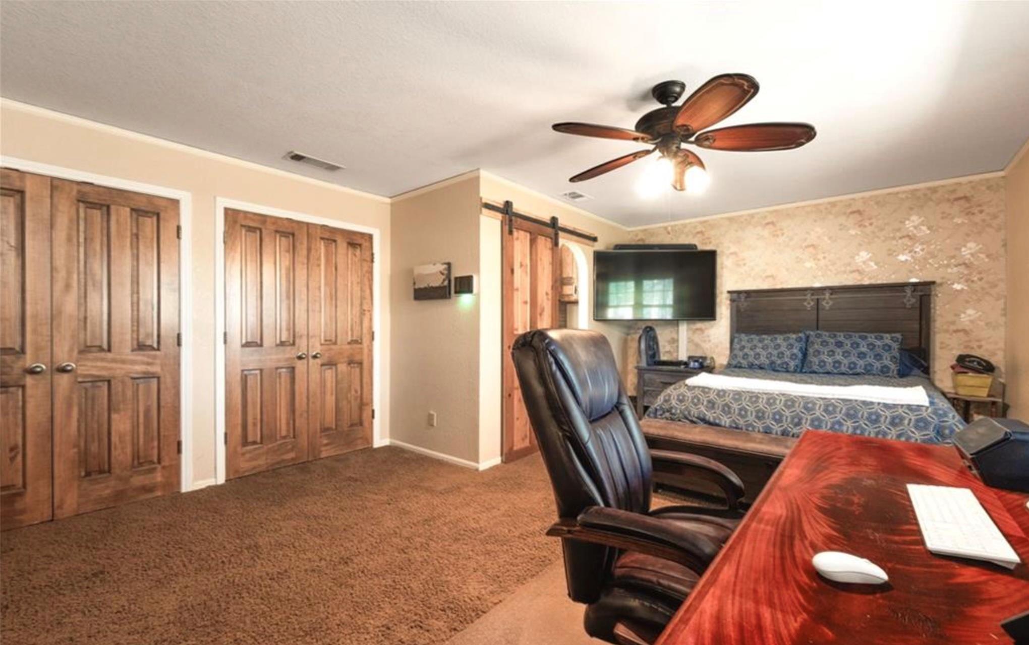 1624 W Business 190