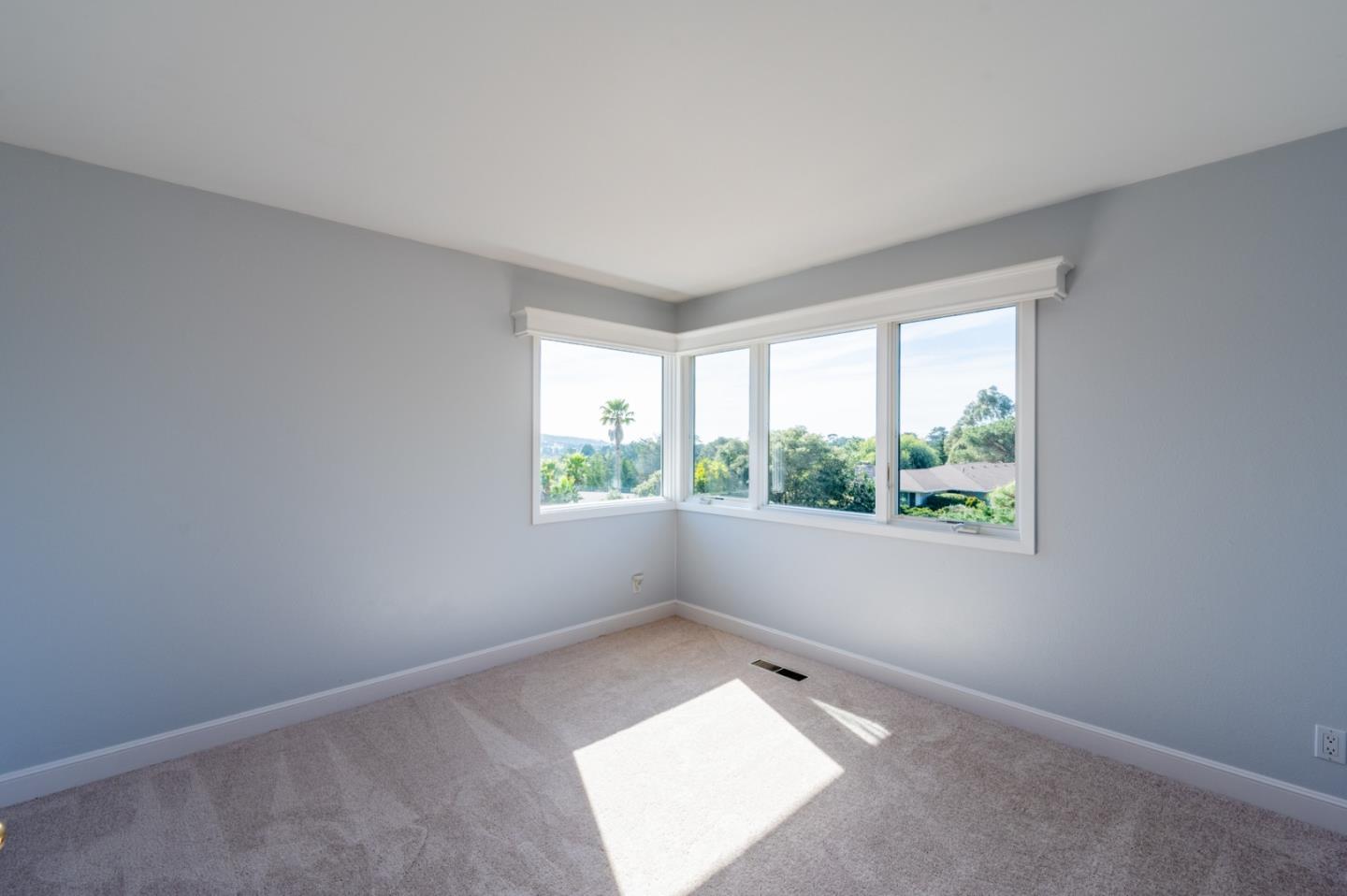 25889 Carmel Knolls Drive