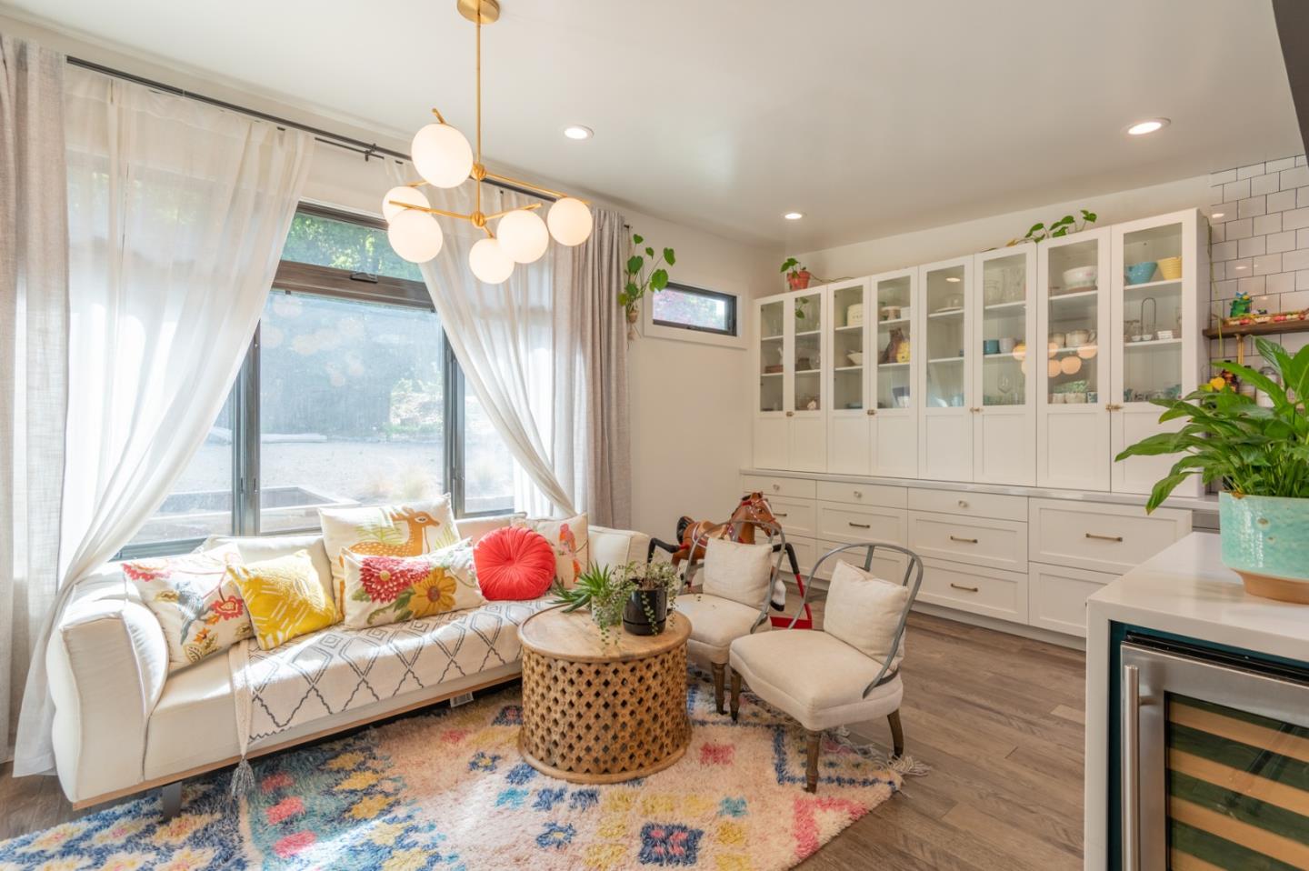 42 Laurel DR