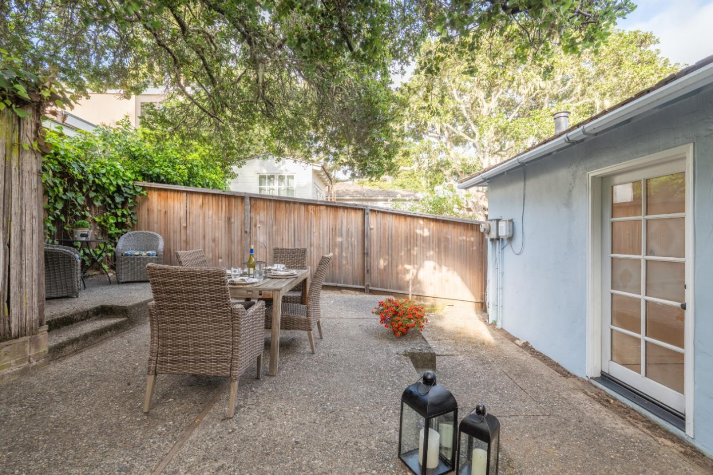 2NE Ocean and Guadalupe AVE