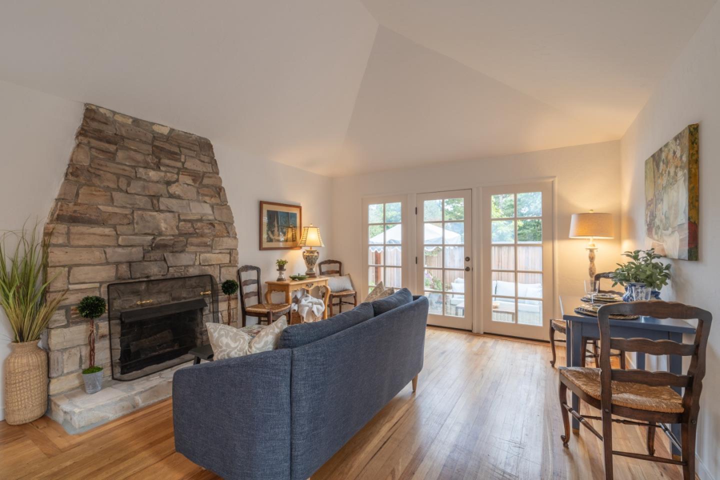 2NE Ocean and Guadalupe AVE