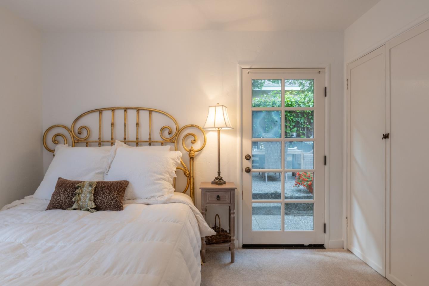 2NE Ocean and Guadalupe AVE