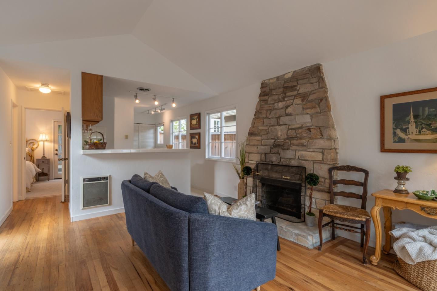 2NE Ocean and Guadalupe AVE