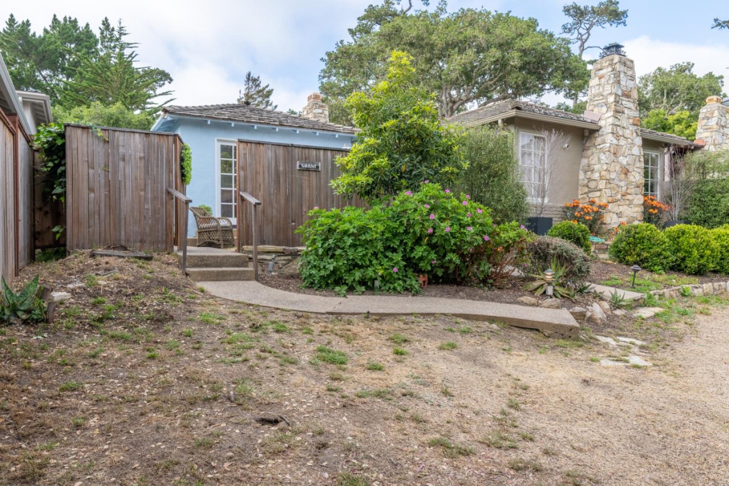 2NE Ocean and Guadalupe AVE