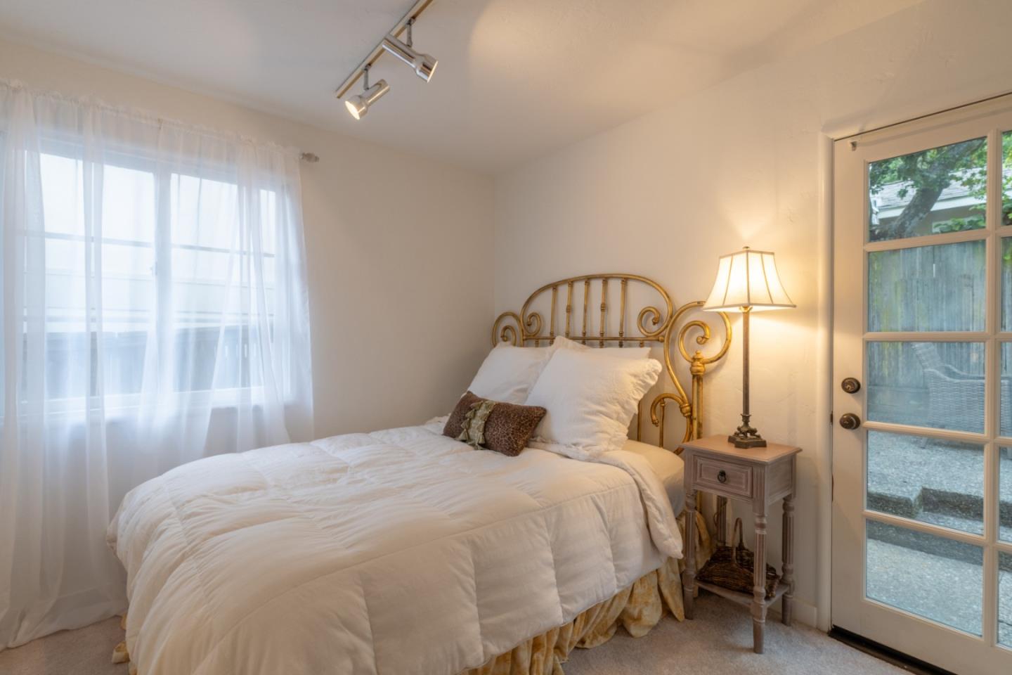 2NE Ocean and Guadalupe AVE