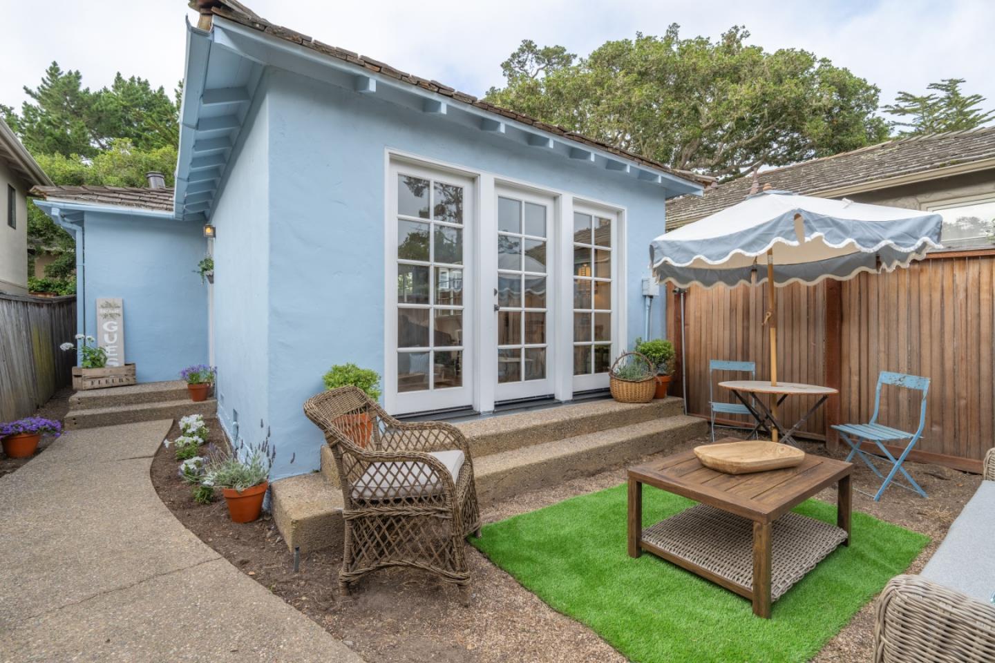 2NE Ocean and Guadalupe AVE