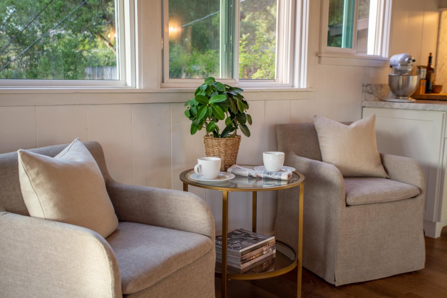 233 Country Club Drive