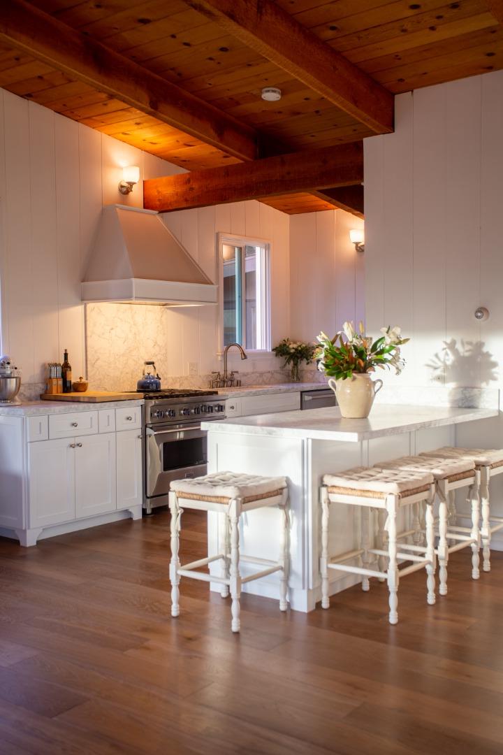 233 Country Club Drive