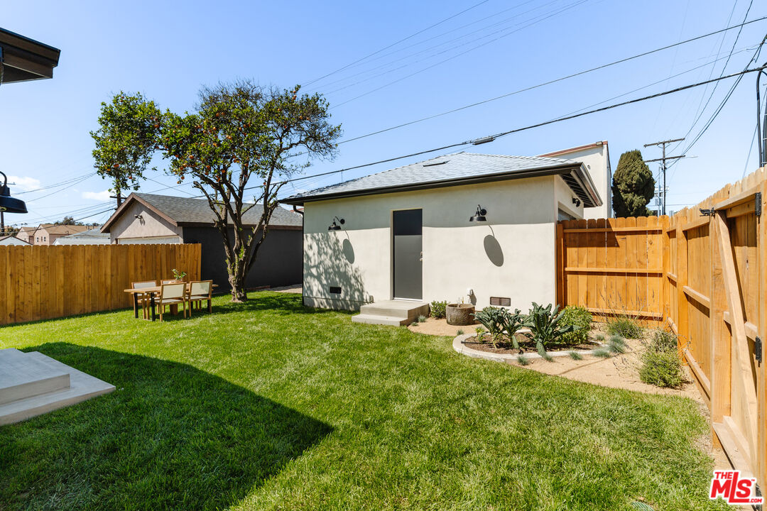 5817 Alviso Ave