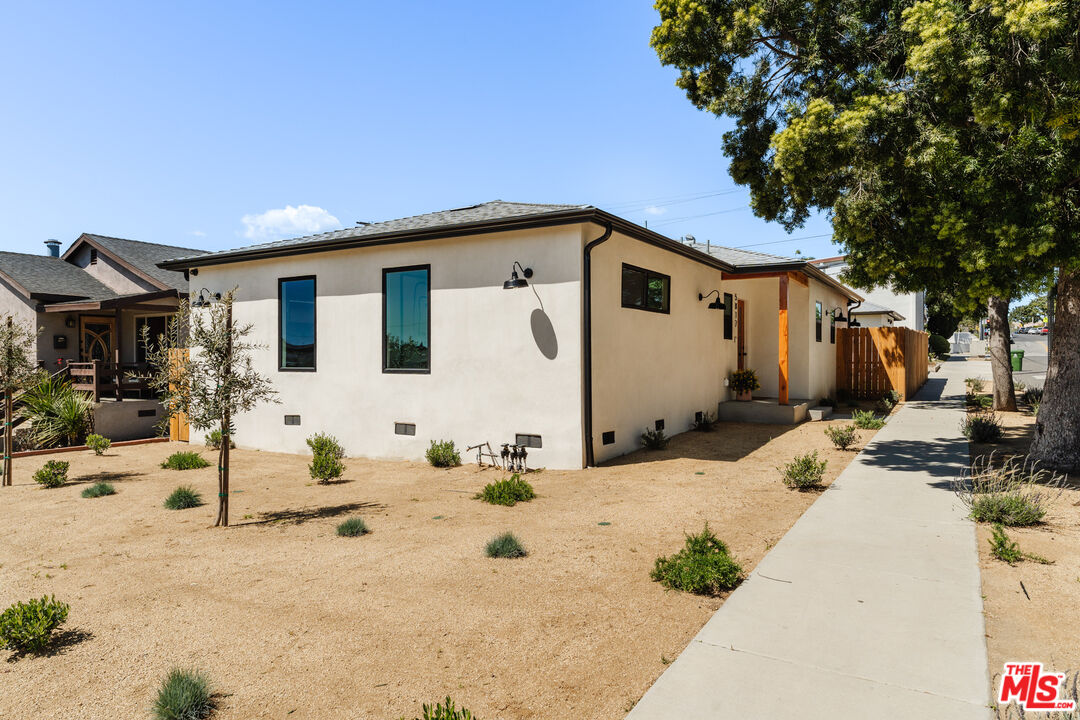 5817 Alviso Ave