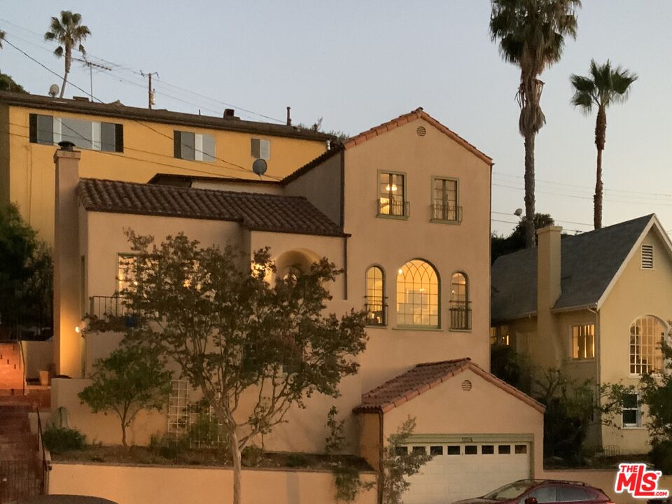 1224 ROMULUS DR
