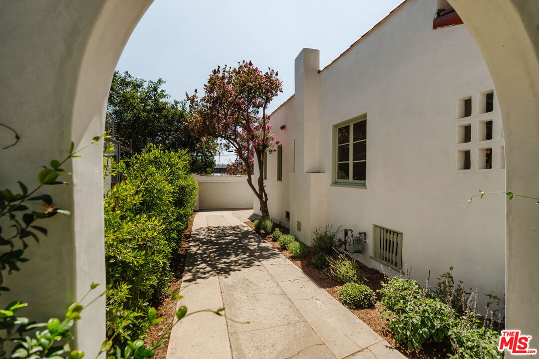 1308 Salisbury Rd