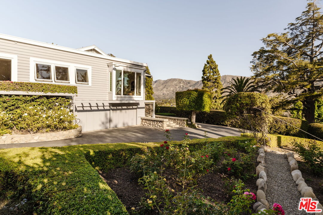 301 E Virginia Ter
