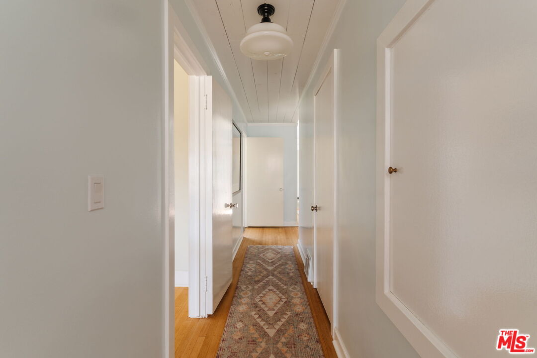 301 E Virginia Ter
