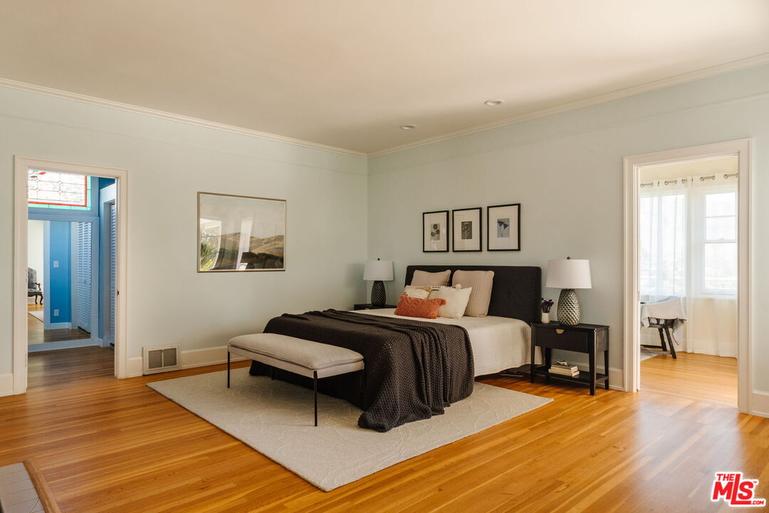 301 E Virginia Ter