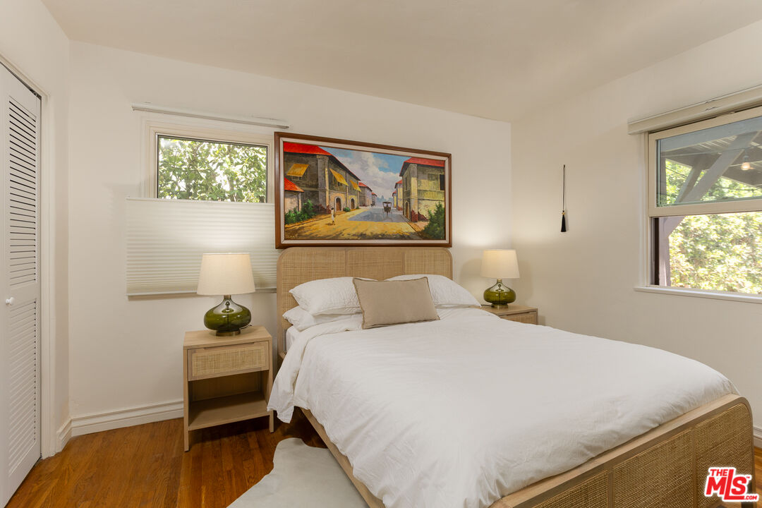 5120 Willowcrest Ave