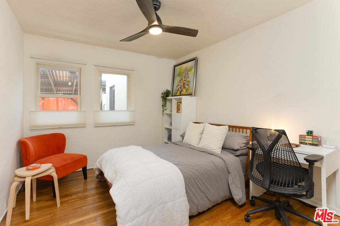 5120 Willowcrest Ave