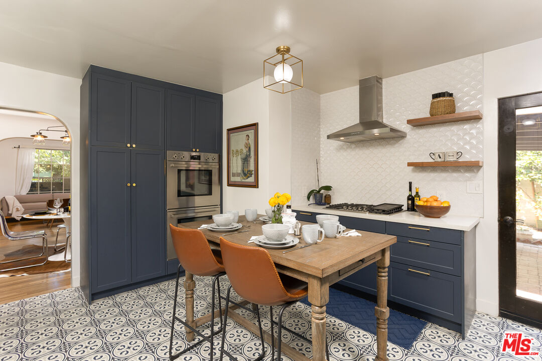 5120 Willowcrest Ave