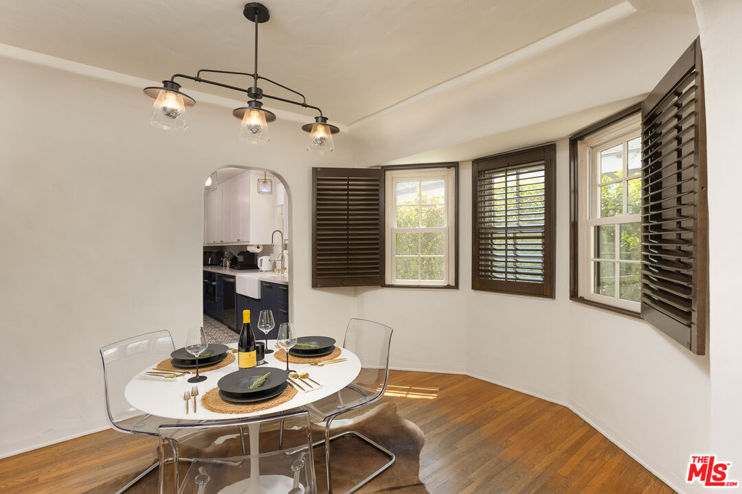 5120 Willowcrest Ave