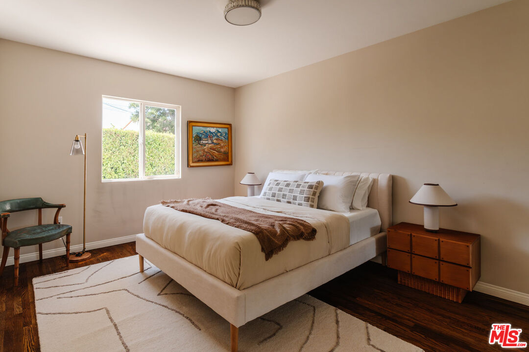 3975 Sutro Ave