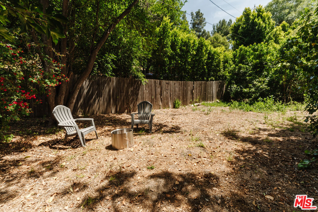22370 Macfarlane Dr