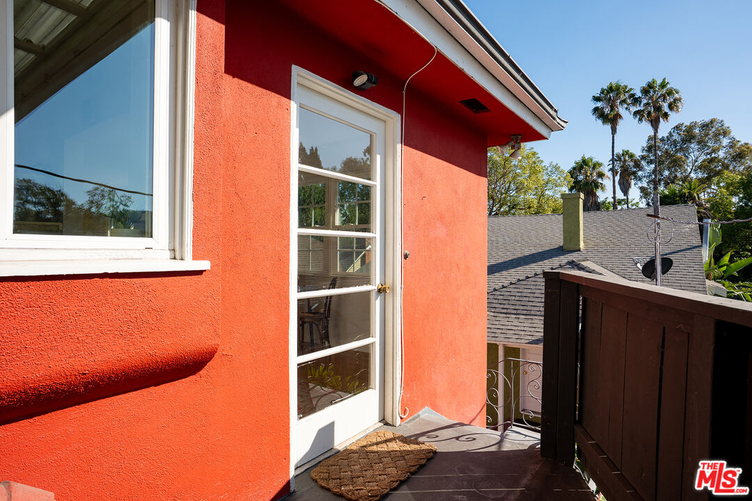 3421 Atwater Ave