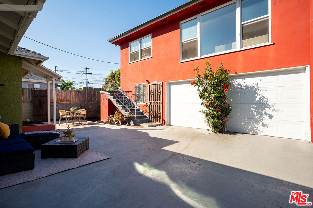 3421 Atwater Ave