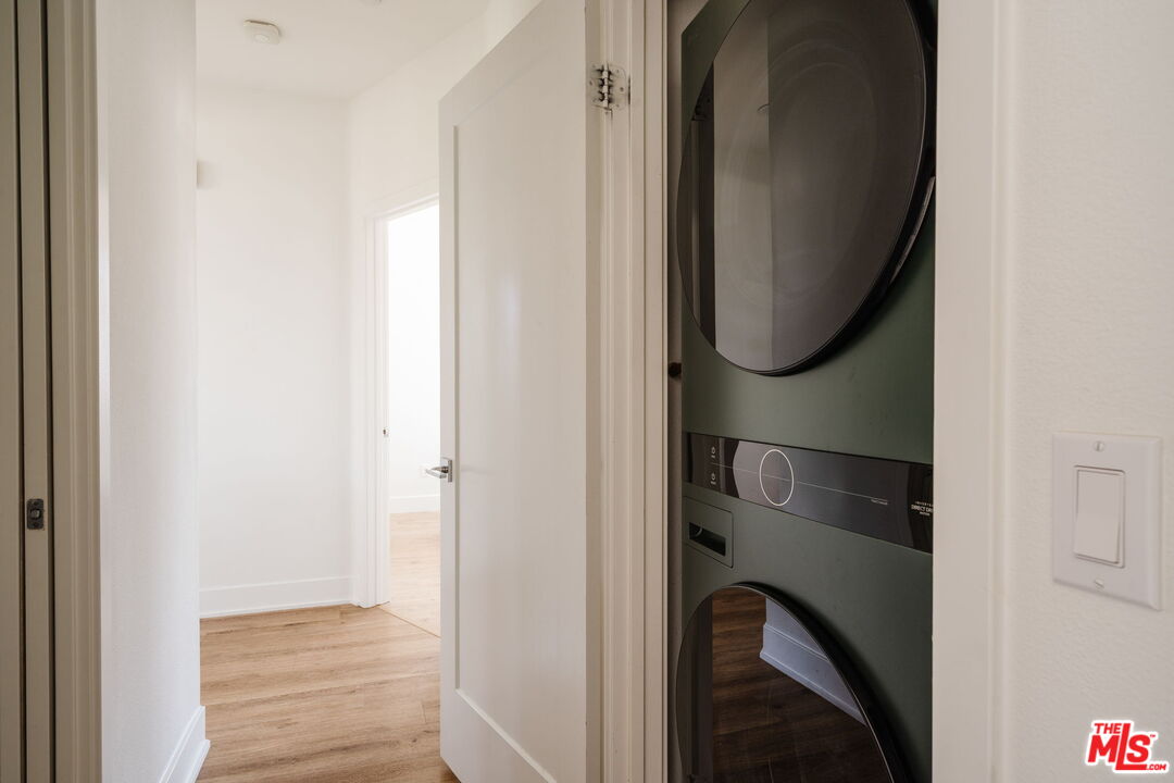 2911 W Exposition Pl Unit: 1