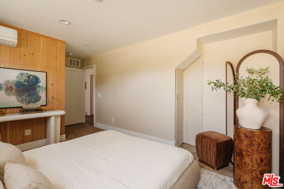 2911 W Exposition Pl Unit: 1
