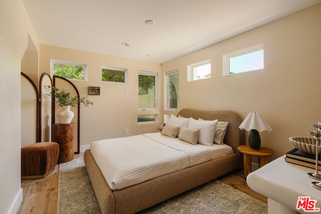 2911 W Exposition Pl Unit: 1
