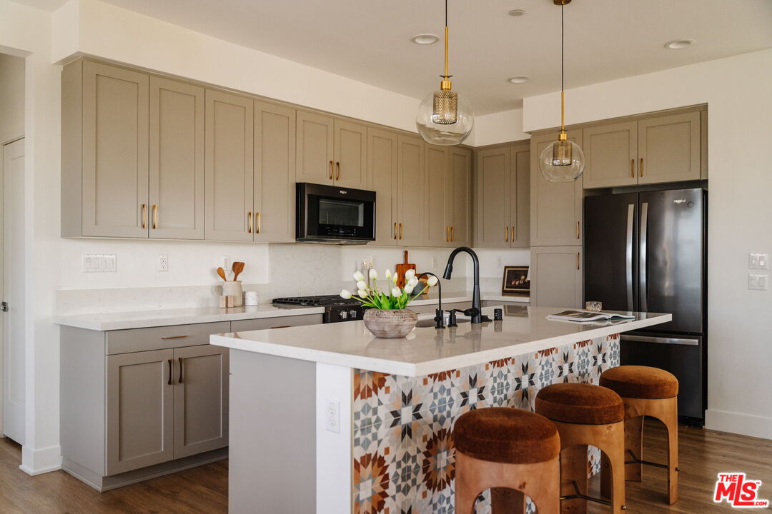 2911 W Exposition Pl Unit: 1