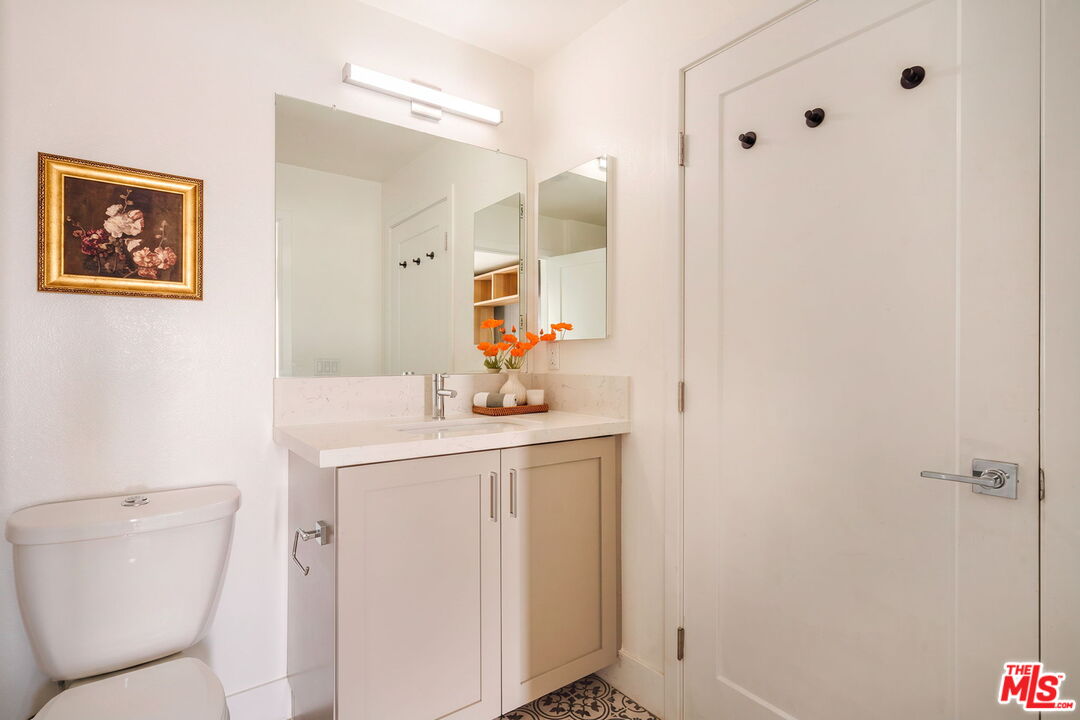 2911 W Exposition Pl Unit: 1