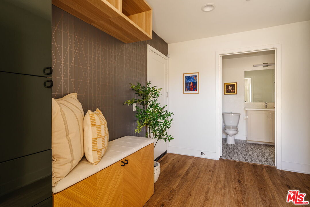 2911 W Exposition Pl Unit: 1