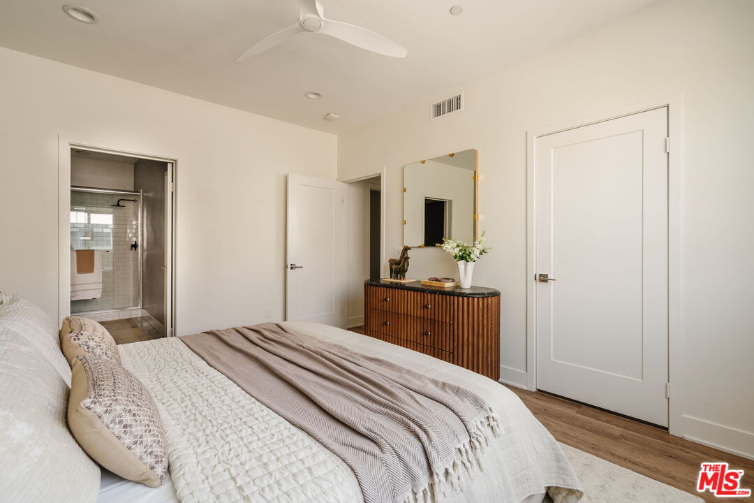 2911 W Exposition Pl Unit: 1