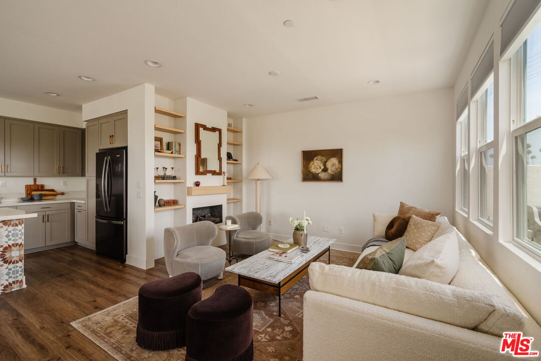 2911 W Exposition Pl Unit: 1