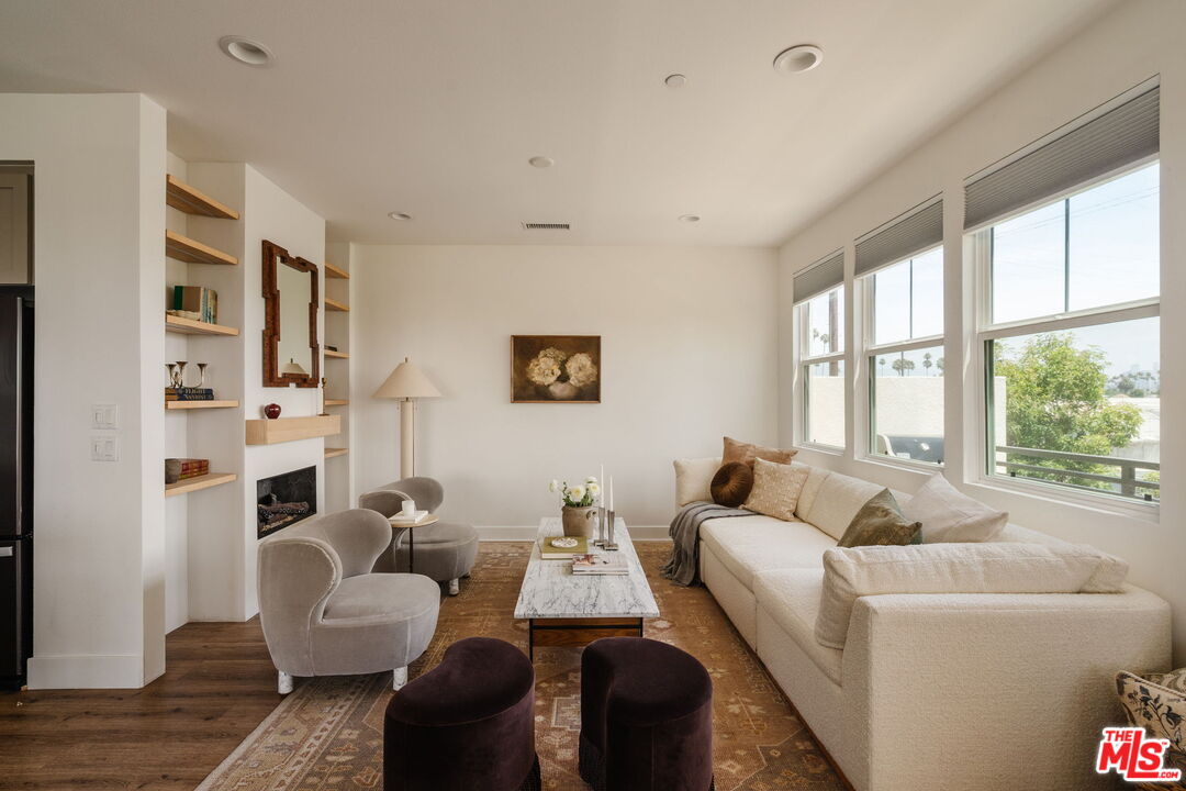 2911 W Exposition Pl Unit: 1