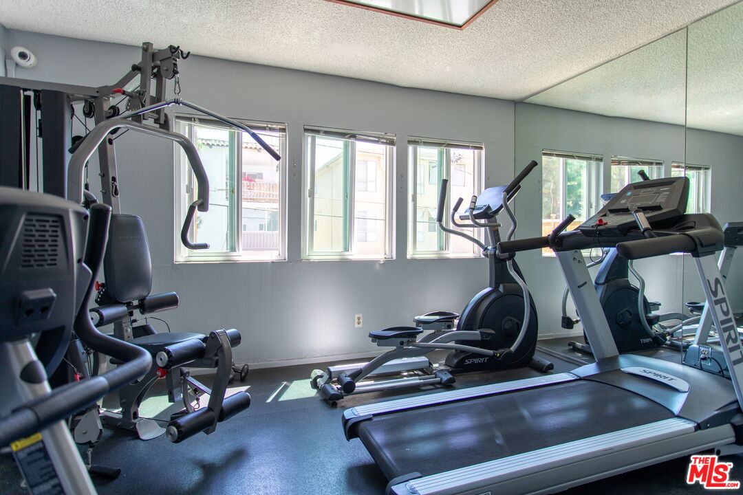1222 N Olive Dr Unit: 101