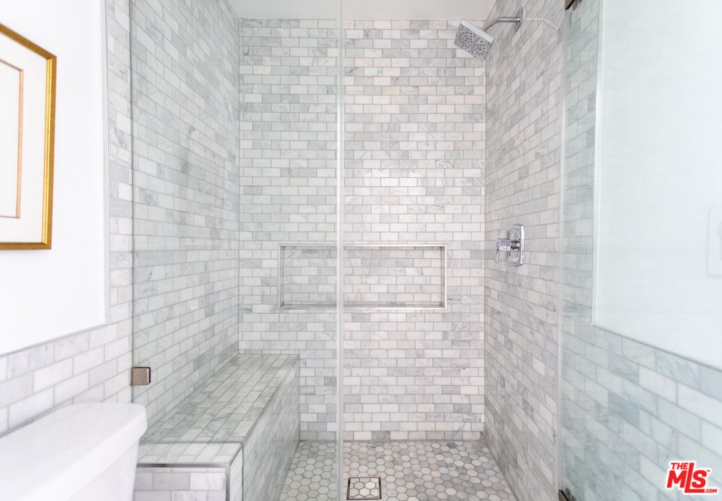 1222 N Olive Dr Unit: 101