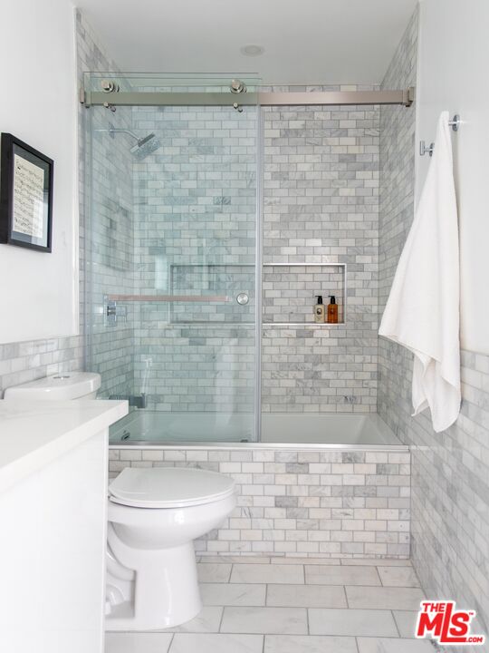 1222 N Olive Dr Unit: 101