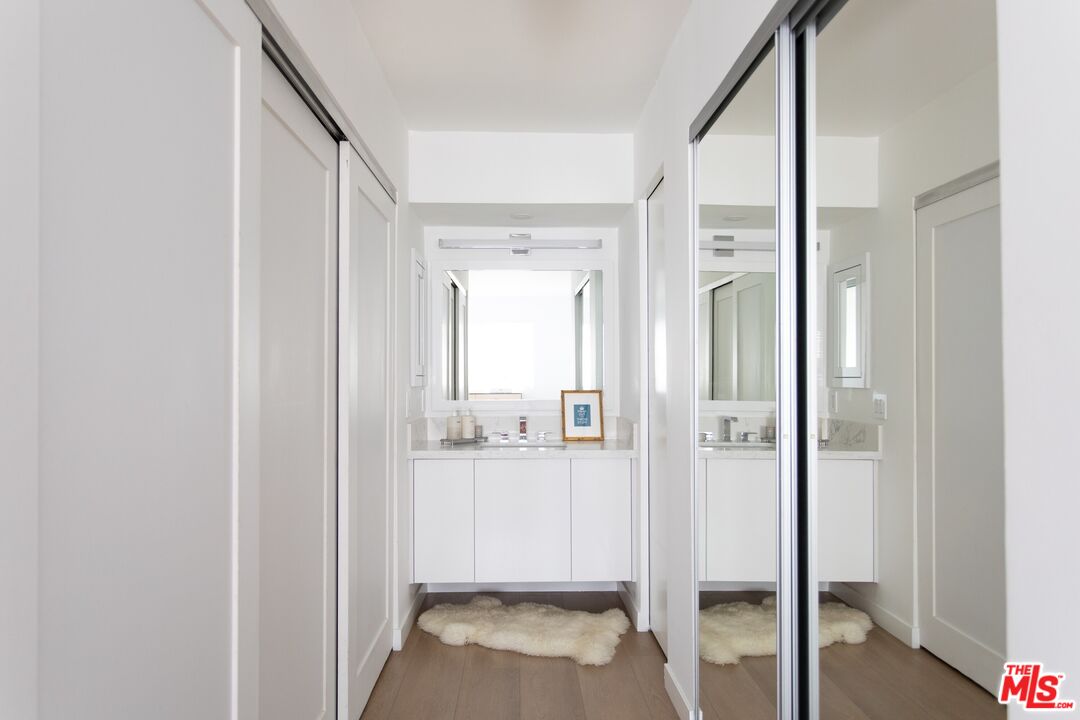 1222 N Olive Dr Unit: 101