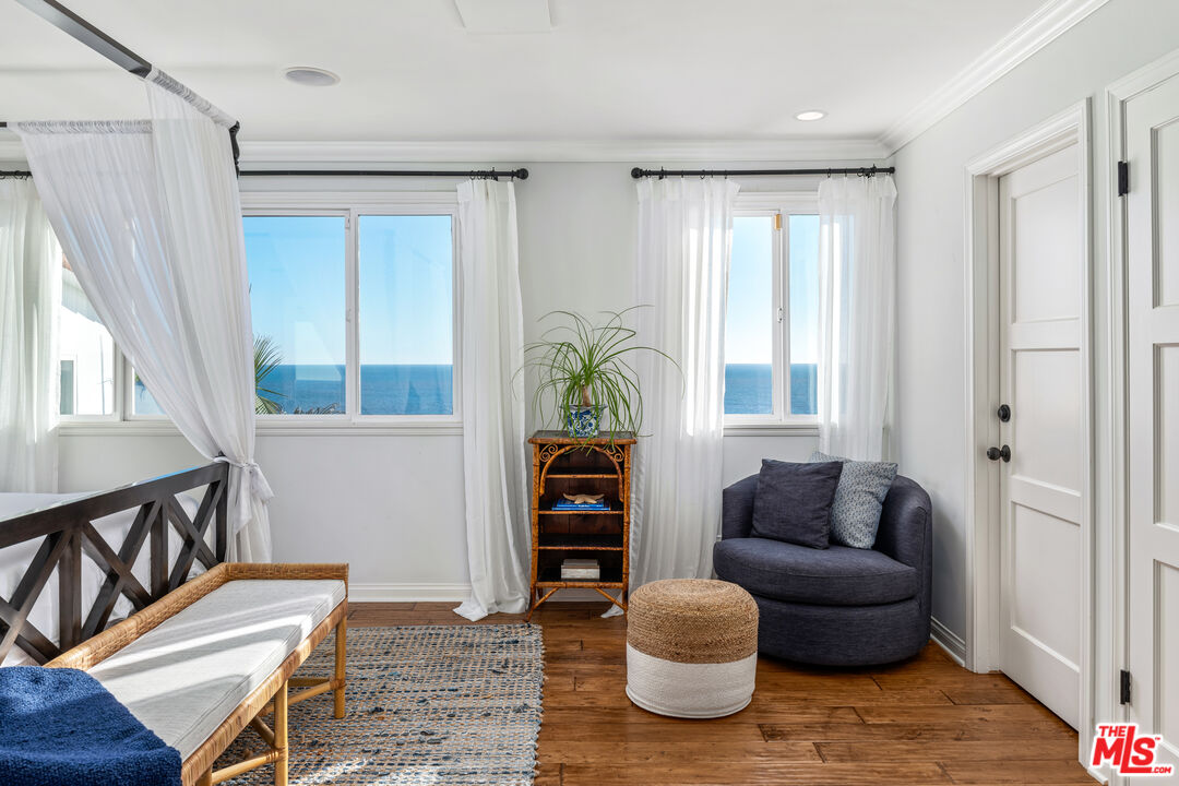 31658 Broad Beach Rd