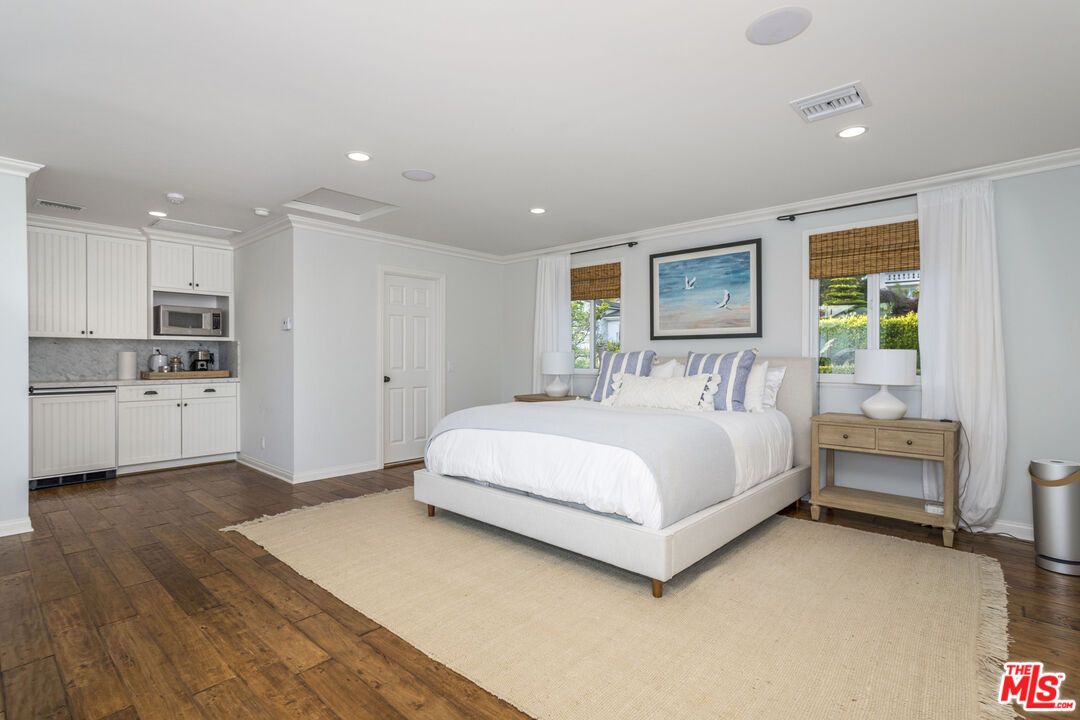 31658 Broad Beach Rd