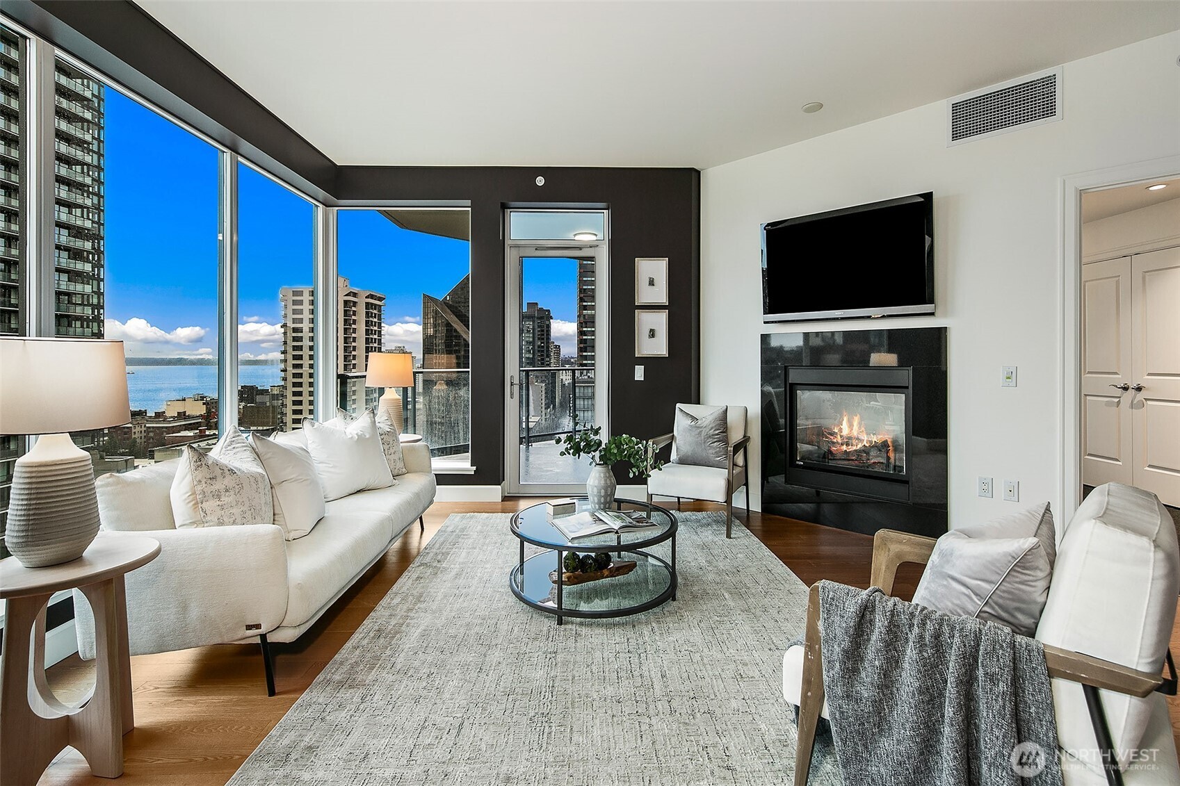 1920 4th Avenue Unit: 1702