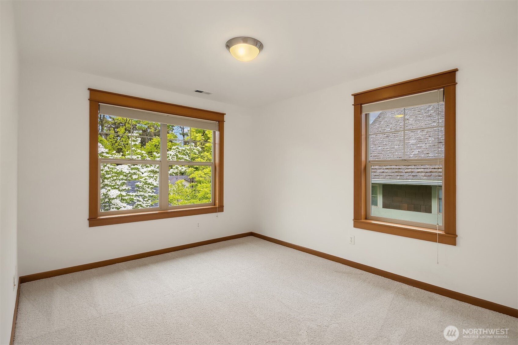 1905 NE 125th Street