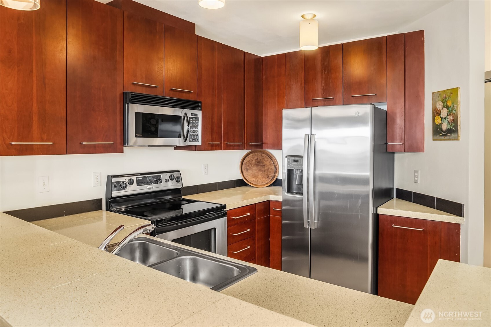 655 Crockett Street Unit: B301