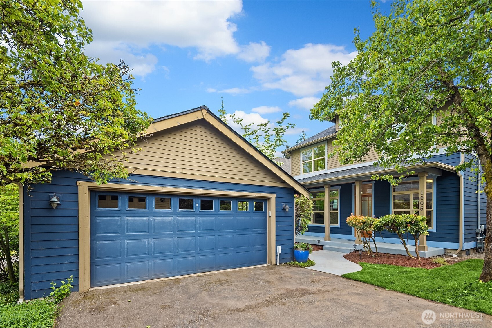 1905 NE 125th Street
