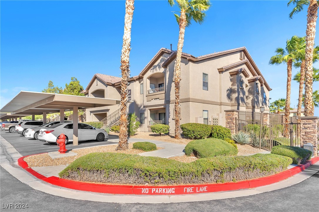 8250 North Grand Canyon Drive 2076