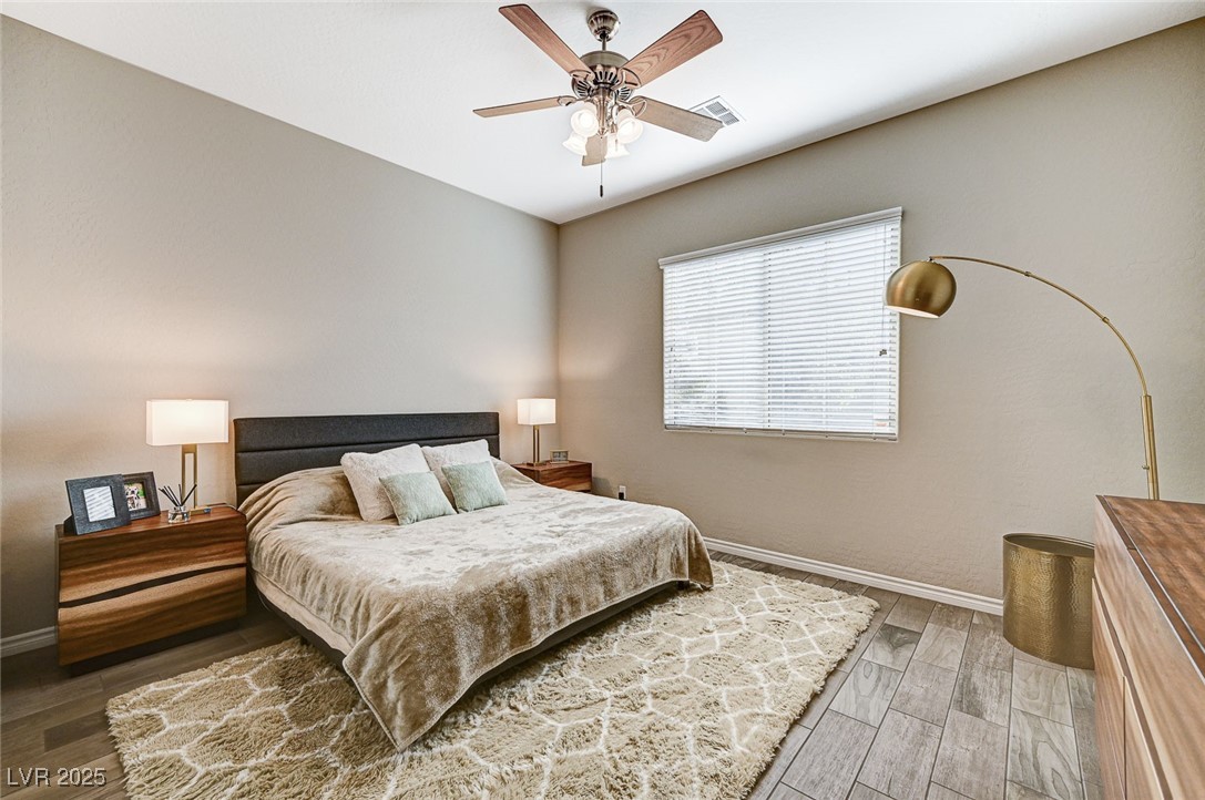 8864 Sherborne Gate Avenue